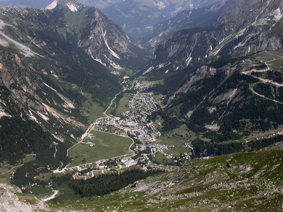Pralognan vu depuis le col de La Valette